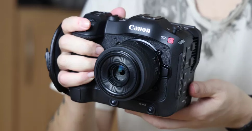 Canon EOS C70 cập nhật firmware để cải thiện AF với ống kính điện ảnh và RF