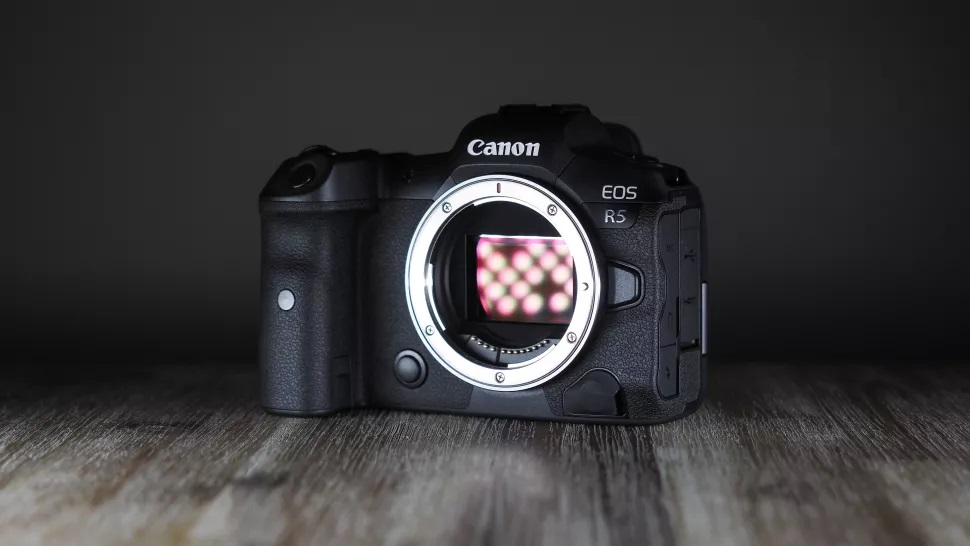 Firmware mới có thể mang lại hình ảnh 180MP cho Canon R5?