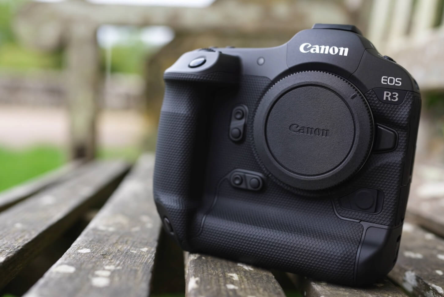 Máy ảnh Canon R3