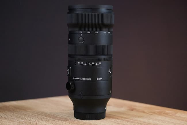 Ống kính Sigma 70-200mm F2.8 DG DN OS Sports for Sony E