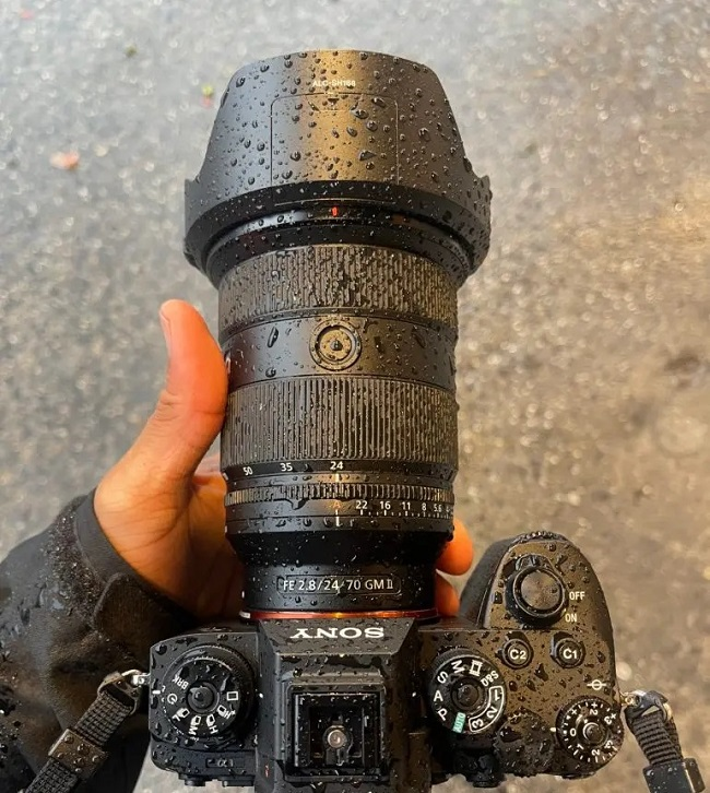 Ống kính Sony FE 24-70mm F2.8 GM II -4