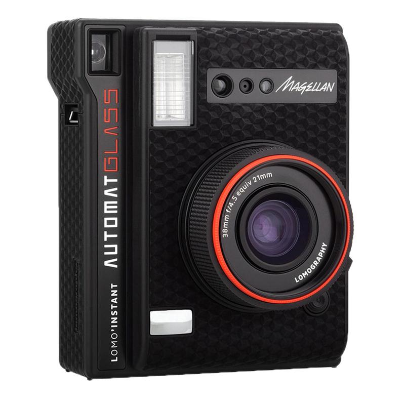 Những máy ảnh polaroid này được người trẻ tuổi “săn lùng” nhất hiện tại nay