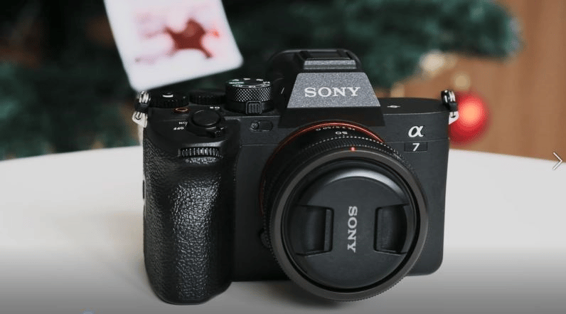Trên tay Sony A7 Mark IV: Cú đột phá của dòng máy ảnh full-frame