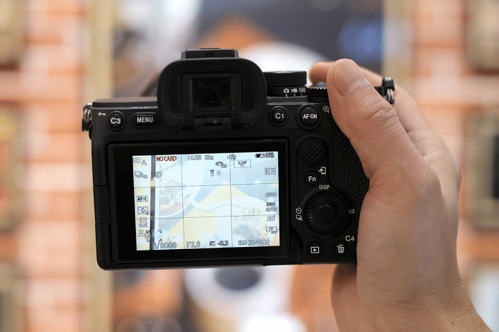  So sánh máy ảnh Sony A7 IV và Sony A7R IV: Đâu là sự khác biệt? (Phần 2)