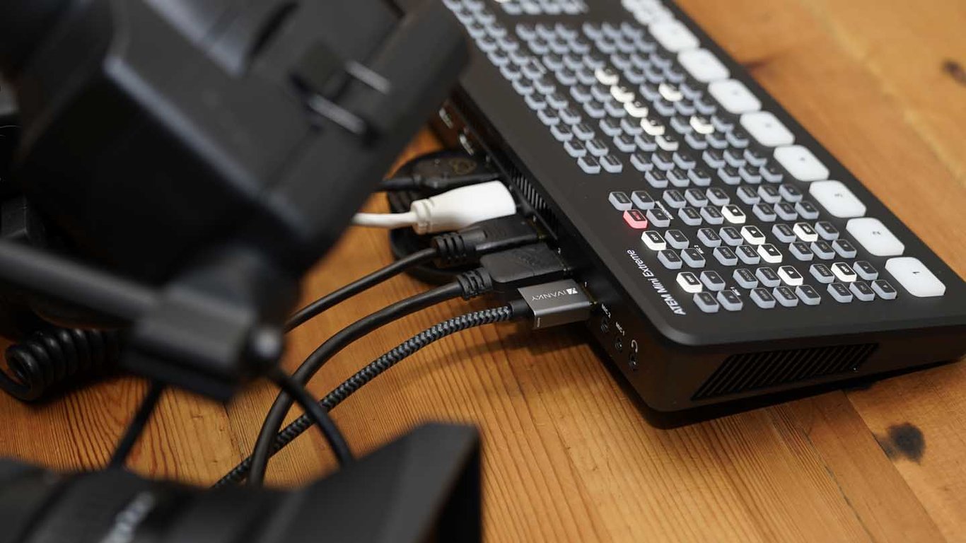 Blackmagic ATEM Mini Extreme -3