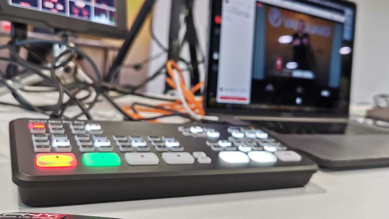Blackmagic ATEM Mini Pro ISO -3