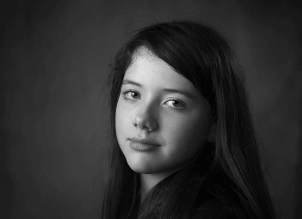 Tạo catchlight cho ảnh Indoor, Portrait: Có những cách nào?