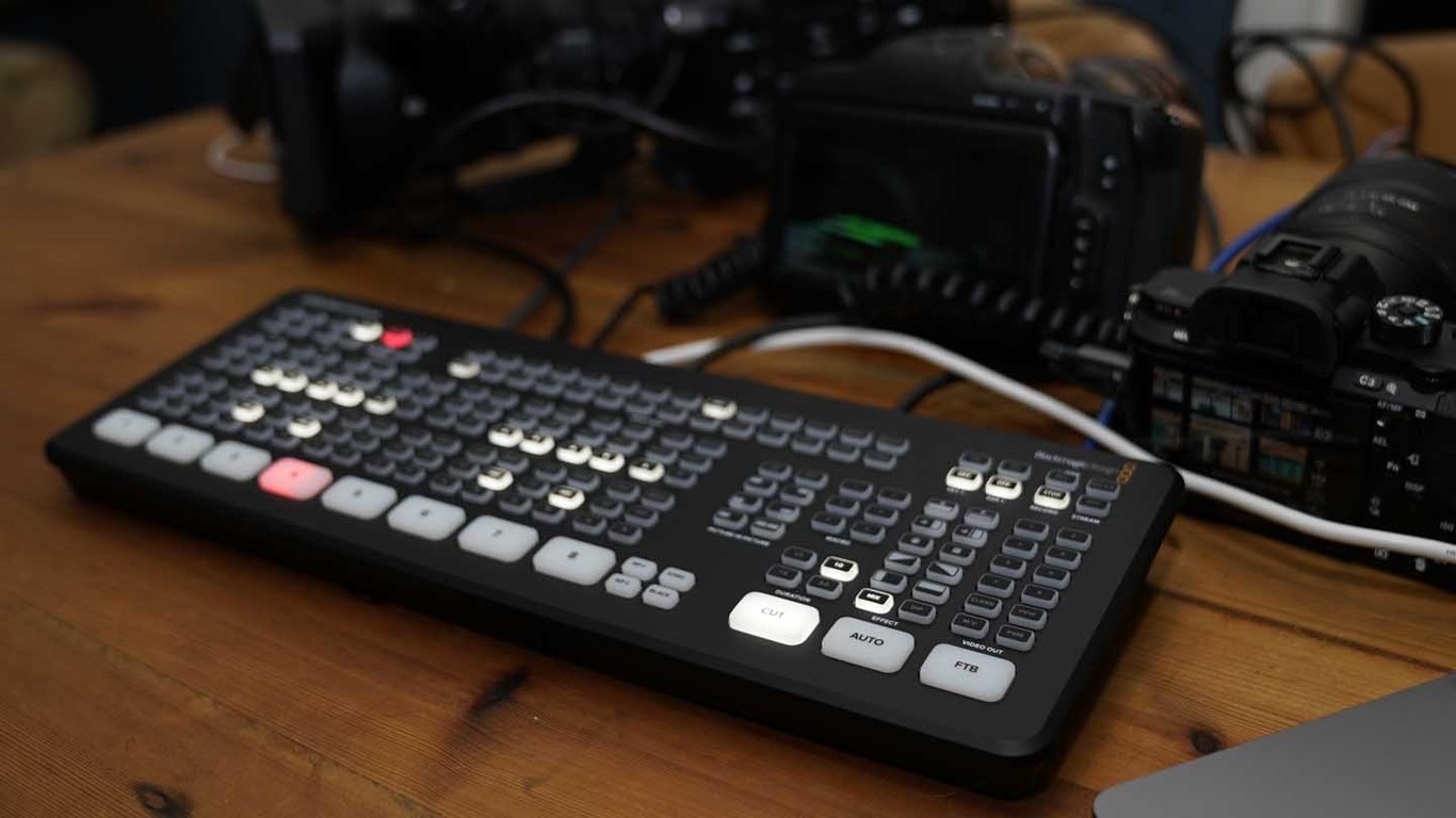 Blackmagic ATEM Mini Extreme -2