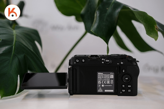 Hình ảnh đầu tiên và thông số kỹ thuật của Nikon Z30 