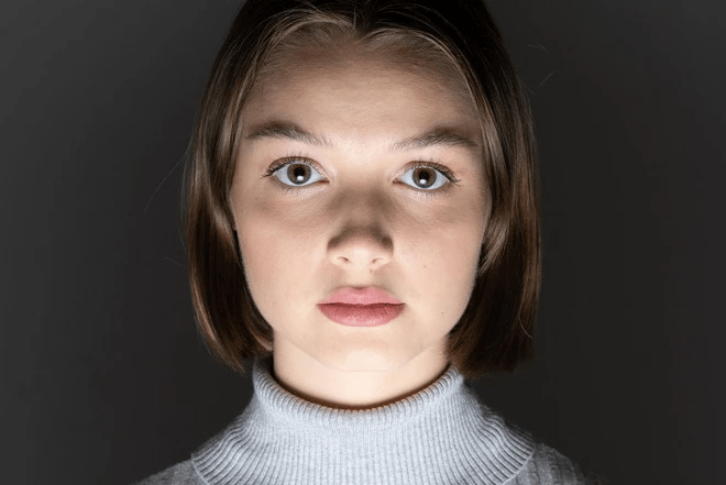 Thiết lập studio chụp chân dung tại nhà với nguồn sáng đơn giản