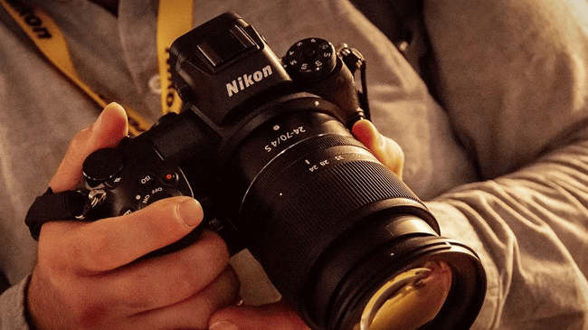 Top máy ảnh chụp ảnh thời trang hàng đầu hiện nay