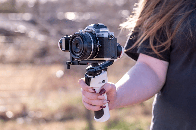  Điểm danh 6 gimbal cho máy ảnh giá rẻ đa năng nhất hiện nay