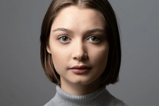 Thiết lập studio chụp chân dung tại nhà với nguồn sáng đơn giản