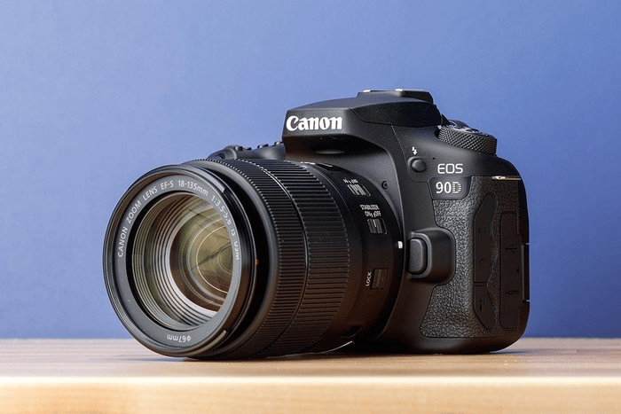 Kể tên những máy ảnh Canon chụp Beauy sắc nét nhất