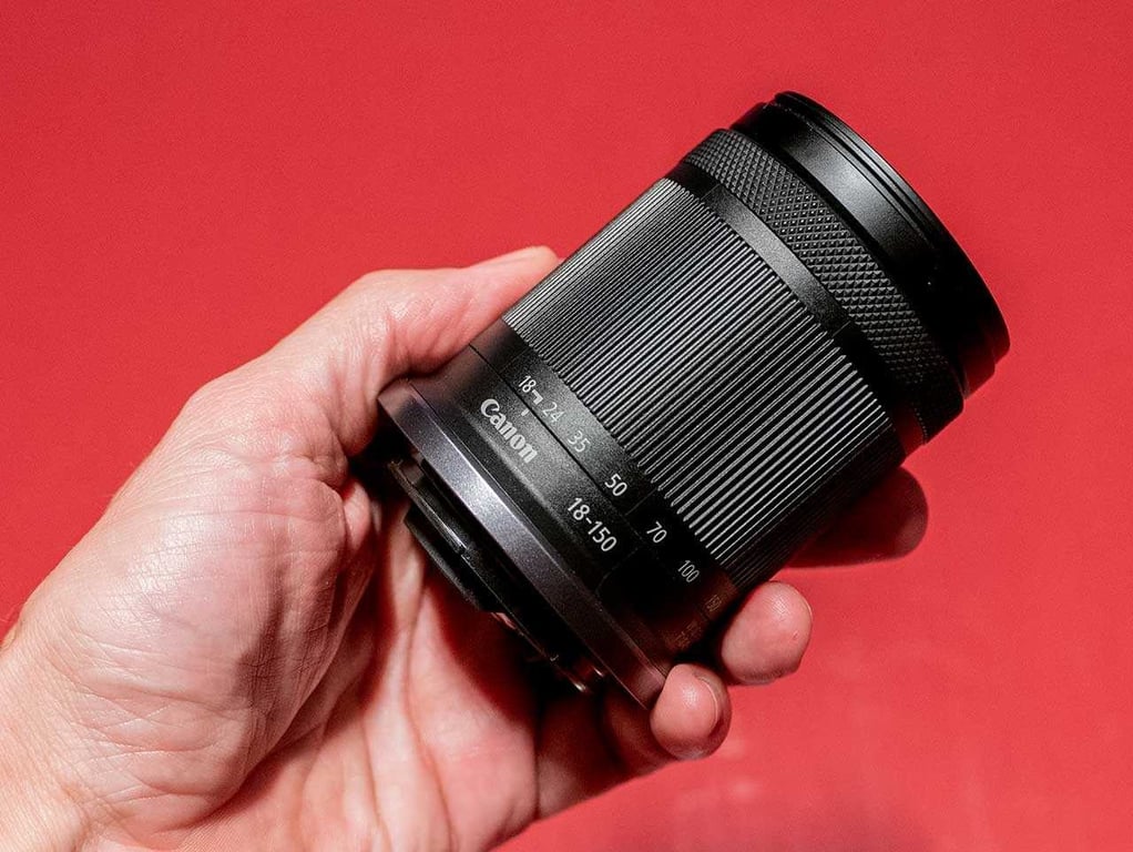 Ống kính Canon RF-S18-150mm F3.5-6.3 IS STM (Nhập khẩu)