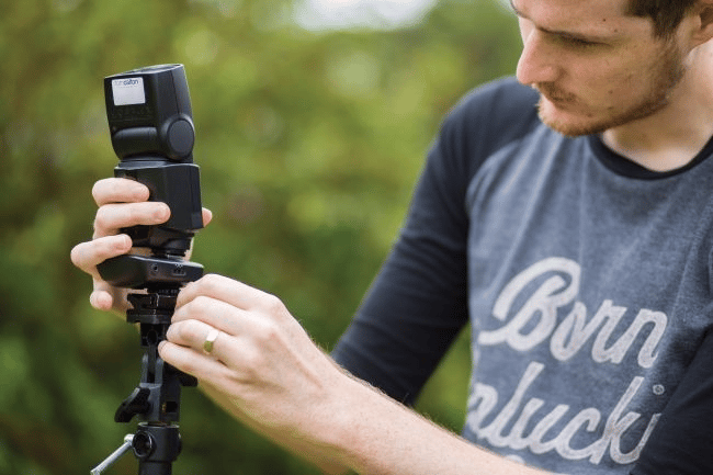 Đèn flash và kiểm soát ánh sáng trong nhiếp ảnh