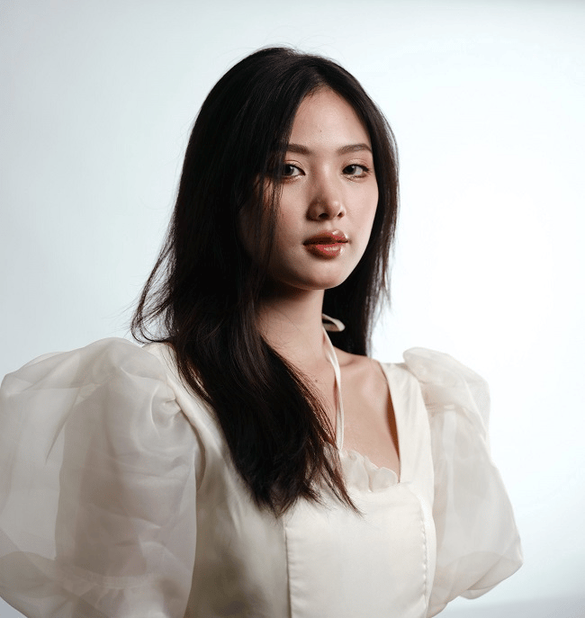 Thiết lập studio chụp chân dung tại nhà với nguồn sáng đơn giản