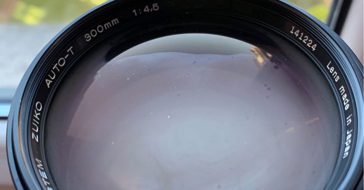 Làm sao để bảo vệ máy ảnh và ống kính trong thời tiết nồm ẩm?