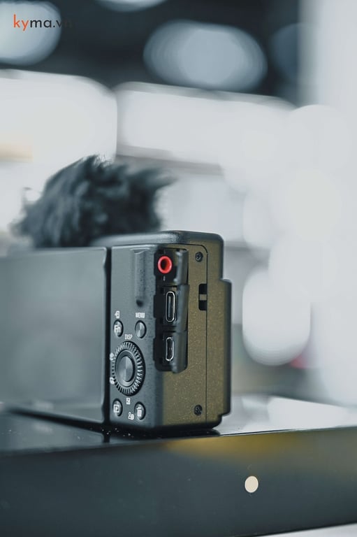 So sánh tính năng và hiệu suất của Sony ZV-1 II vs Sony ZV-1F