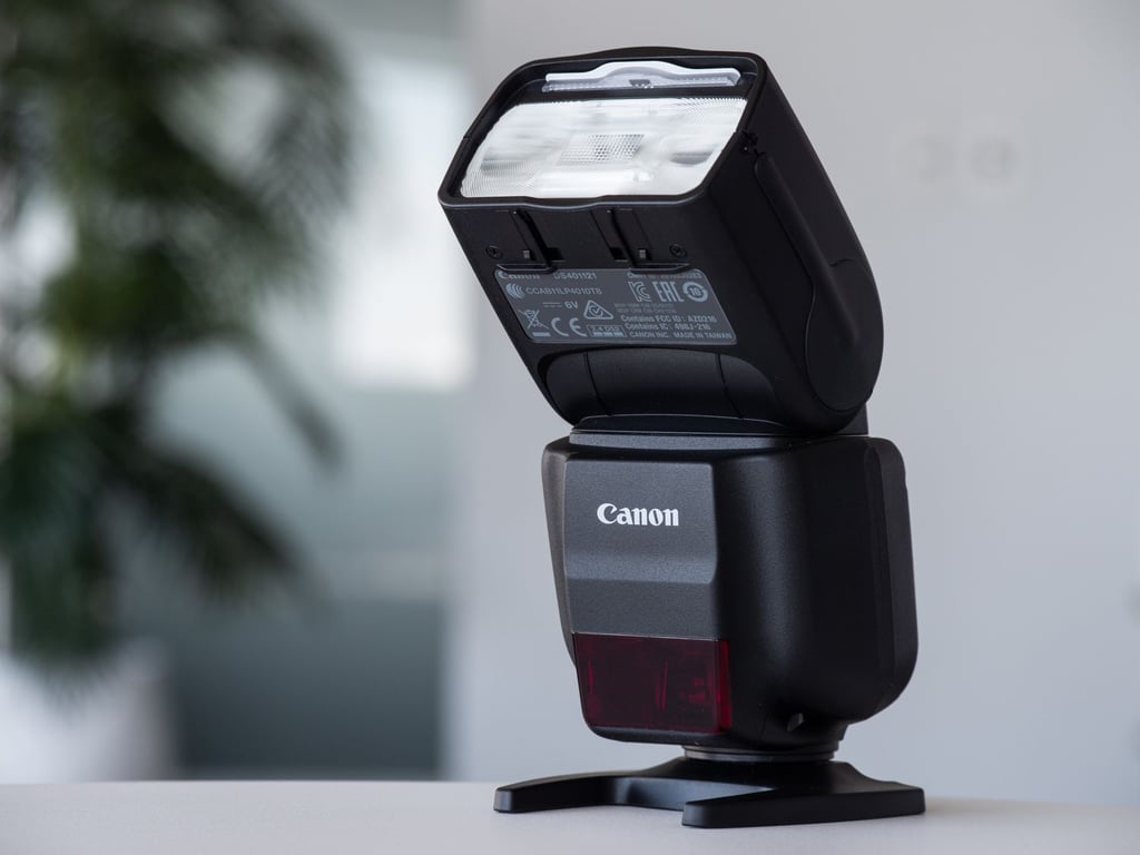 Combo phụ kiện cho Canon R7 tối đa hóa hiệu năng sử dụng