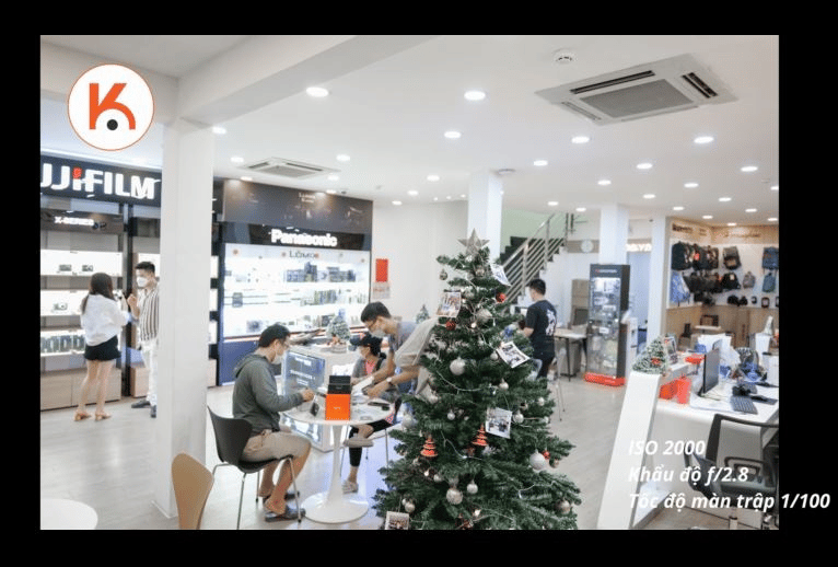 Trên tay Sony A7 Mark IV: Cú đột phá của dòng máy ảnh full-frame