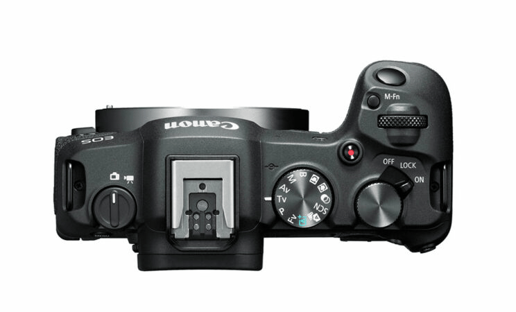 Canon R8 vs Canon R6 Mark II: IBIS đáng giá bao nhiêu?