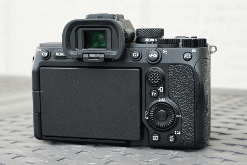 Trải nghiệm Sony A7 IV: Có phải máy ảnh tốt nhất mà Sony từng sản xuất?
