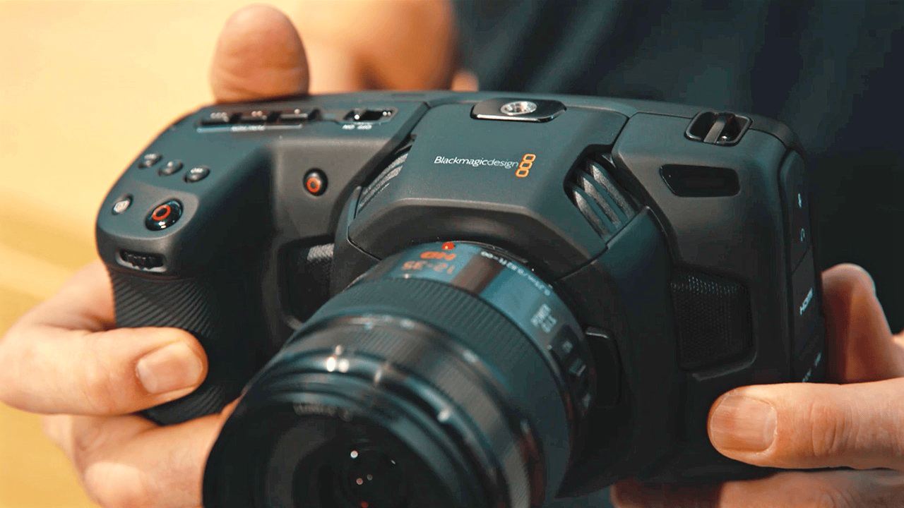 Kể tên 8 máy ảnh làm Youtube hiệu suất tốt nhất 2022