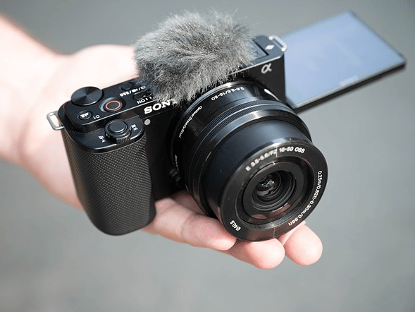 Nikon Z30 và Sony ZV-E10: Ông hoàng vlog thuộc về ai?