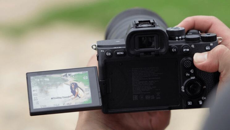  So sánh máy ảnh Sony A7 IV và Sony A7R IV: Đâu là sự khác biệt? (Phần 2)