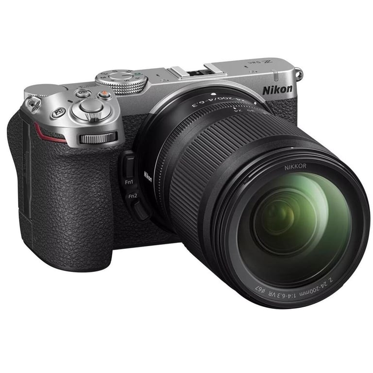 Máy ảnh Nikon Z5 IIC Kit Nikkor Z 24-200mm F4-6.3 VR Bạc