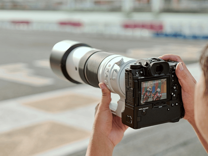 Fujifilm X-H2s và Fujifilm X-T4: So sánh đối đầu