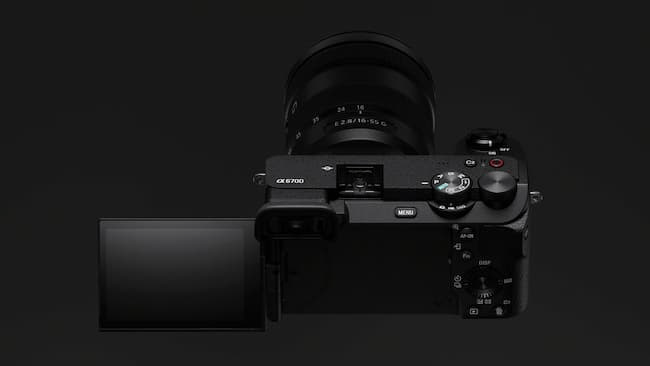 So sánh Sony A6700 vs A7C: Lựa chọn nào tốt hơn?