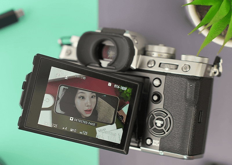 Fujifilm X-T5 và X-H2S: Đâu là máy ảnh "nhỉnh" hơn của Fujifilm?