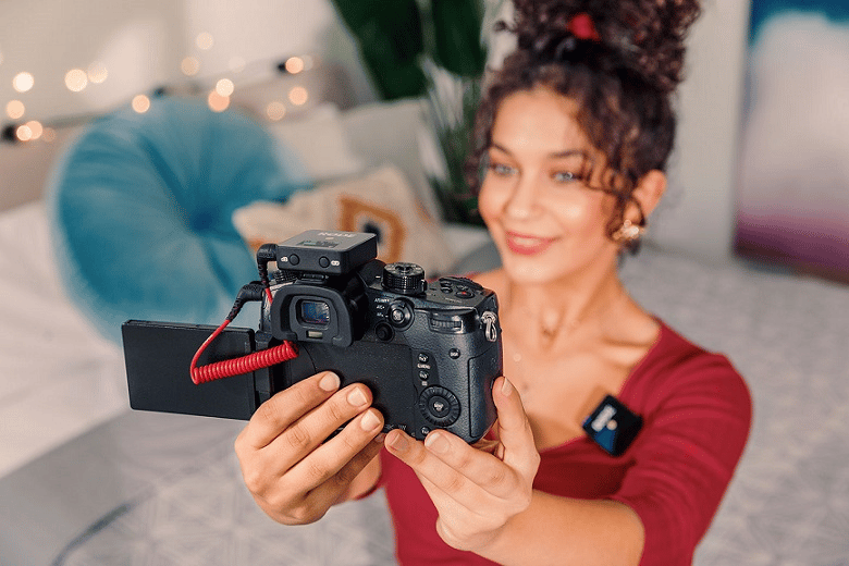 Tìm hiểu về mic thu âm livestream giúp bạn thu hút hàng triệu lượt xem