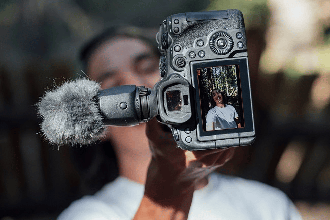 EOS R6 Mark II vs EOS R6 vs EOS 6D Mark II: So sánh bộ ba Canon 6-series