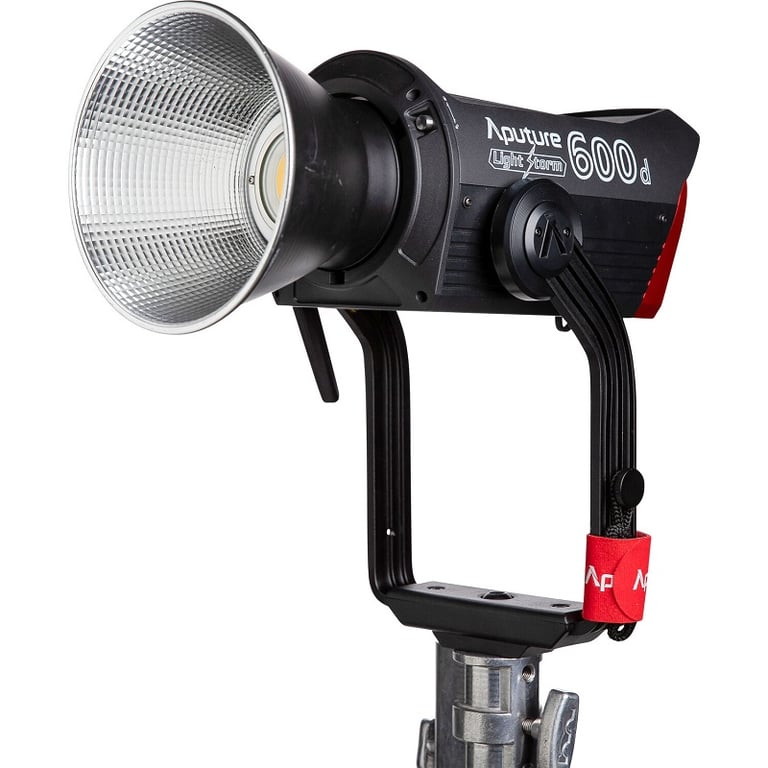 Đèn led Aputure LS 600d Standard