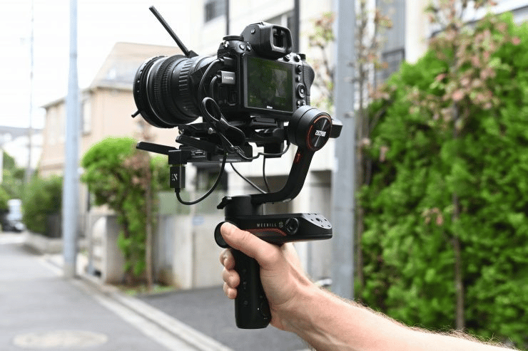 Điểm danh 6 gimbal cho máy ảnh giá rẻ đa năng nhất hiện nay