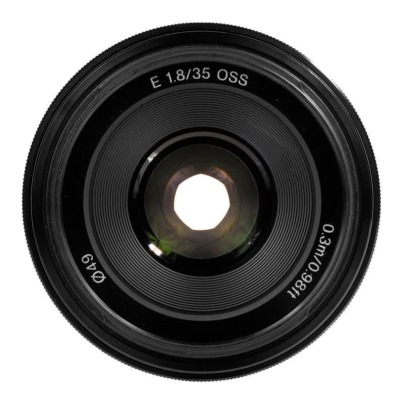 Ống kính Sony E 35mm F1.8 OSS/ SEL35F18